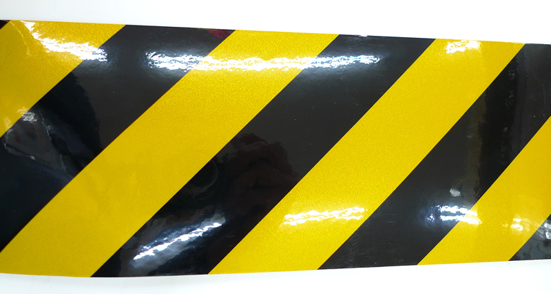 危険表示反射テープ 黄／黒 １００ｍｍ巾（切売り） ホームセンター 